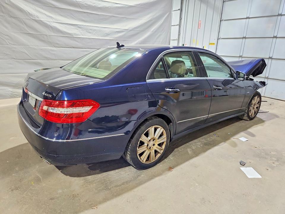 2012 MERCEDES-BENZ E 350 4MATIC — Фото 3 из 13