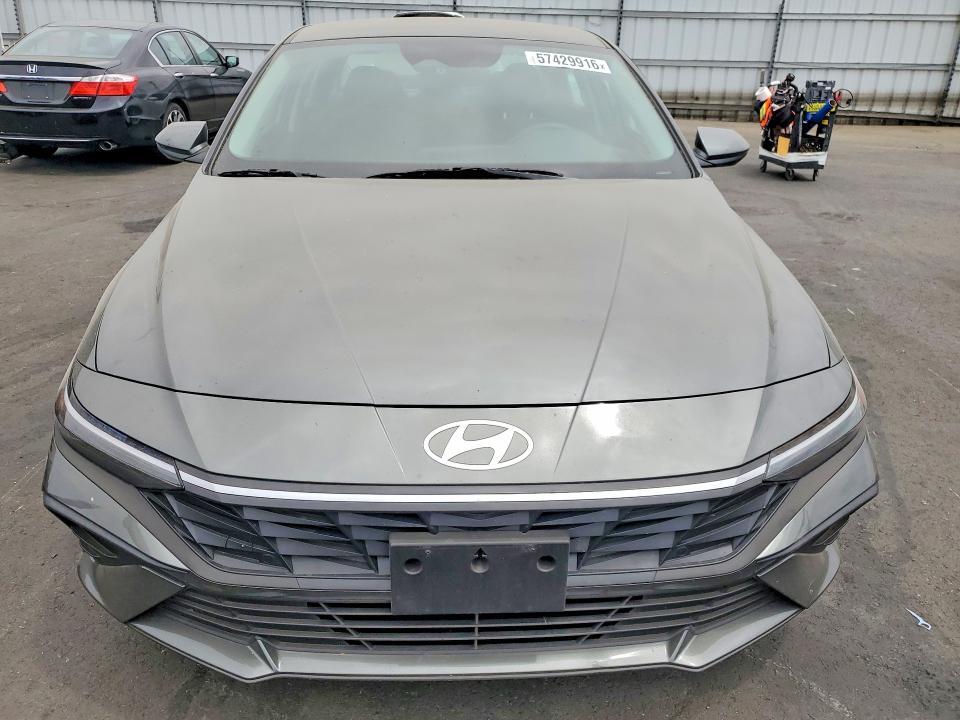 KMHLM4DJ8SU129865 2025 HYUNDAI ELANTRA HYBRID photo no. 5