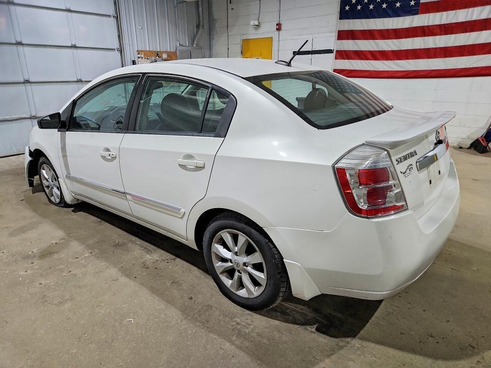 2012 NISSAN SENTRA 2.0 — Фото 2 из 12