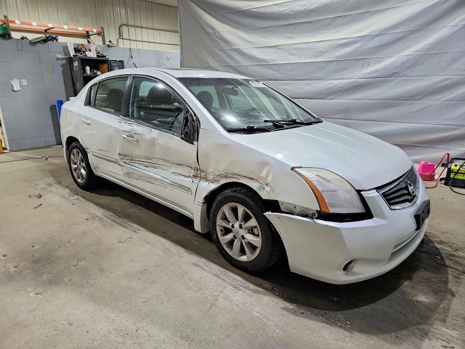 2012 NISSAN SENTRA 2.0 — Фото 4 из 12