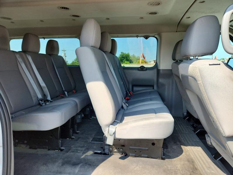 2012 NISSAN NV 3500 HD S — Фото 11 из 14