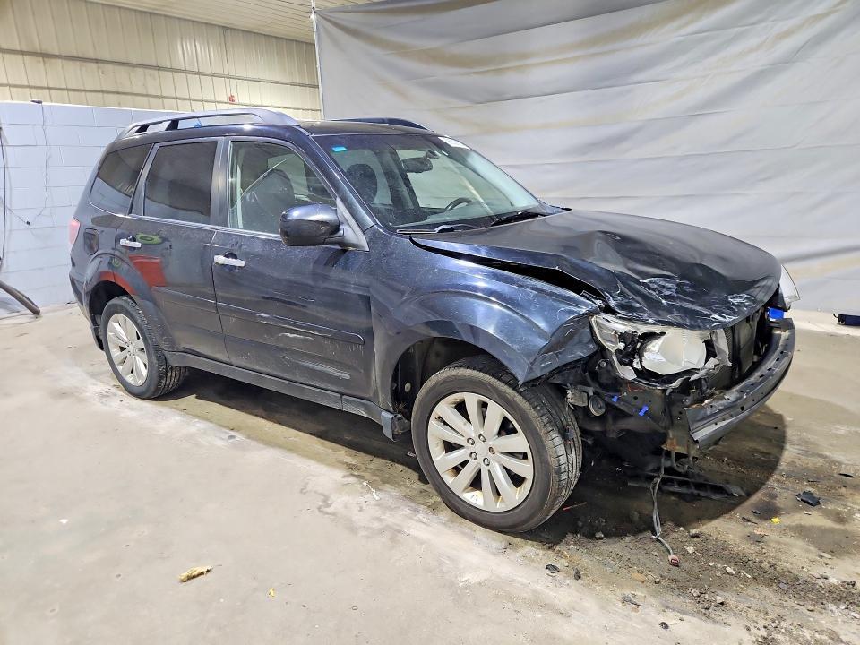 JF2SHAEC4CH422502 2012 SUBARU FORESTER photo no. 4