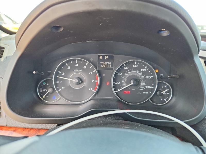 2012 SUBARU OUTBACK 2.5I LIMITED — Фото 9 из 13