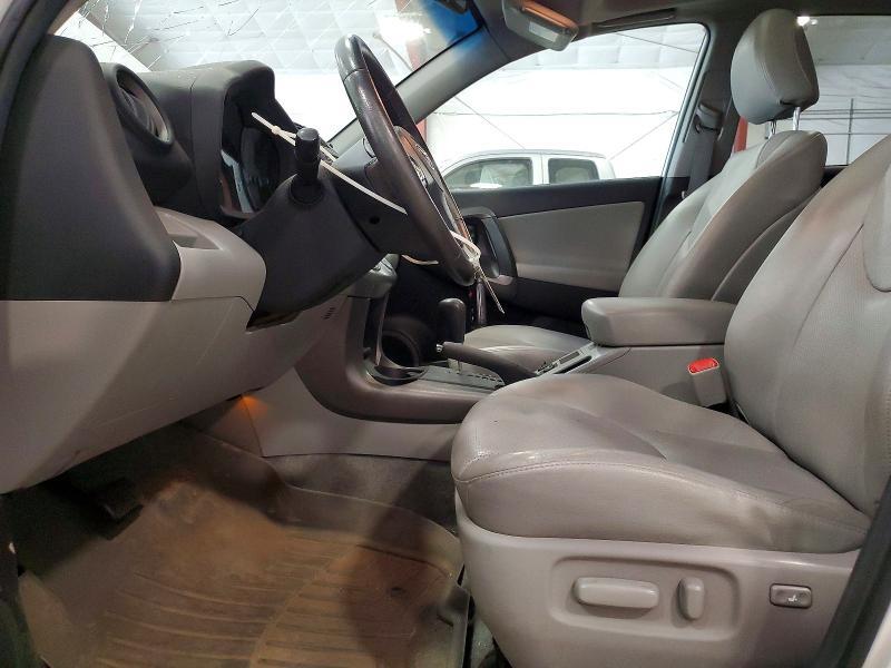 2012 TOYOTA RAV4 LIMITED — Фото 7 из 13