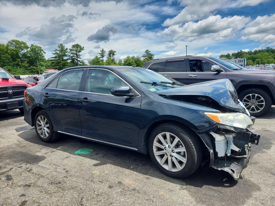 2012 TOYOTA CAMRY XLE — Фото 4 из 12