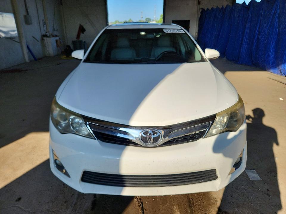 2012 TOYOTA CAMRY XLE — Фото 5 из 12