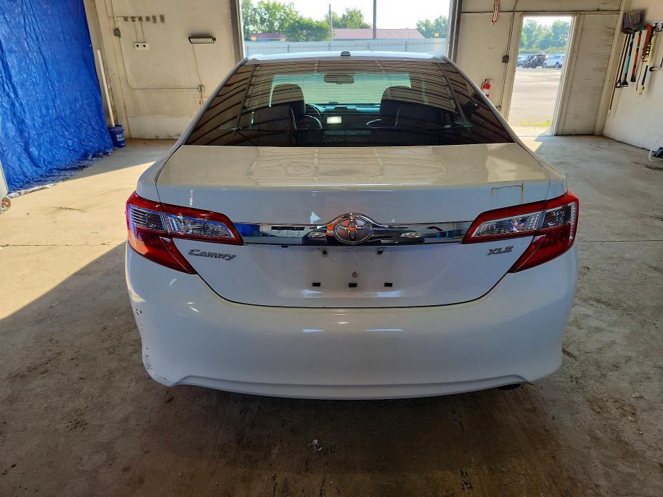 2012 TOYOTA CAMRY XLE — Фото 6 из 12