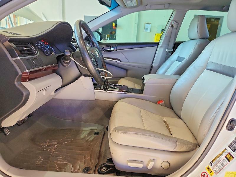 2012 TOYOTA CAMRY XLE — Фото 7 из 12