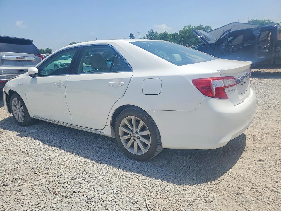 2012 TOYOTA CAMRY HYBRID XLE — Фото 2 из 12