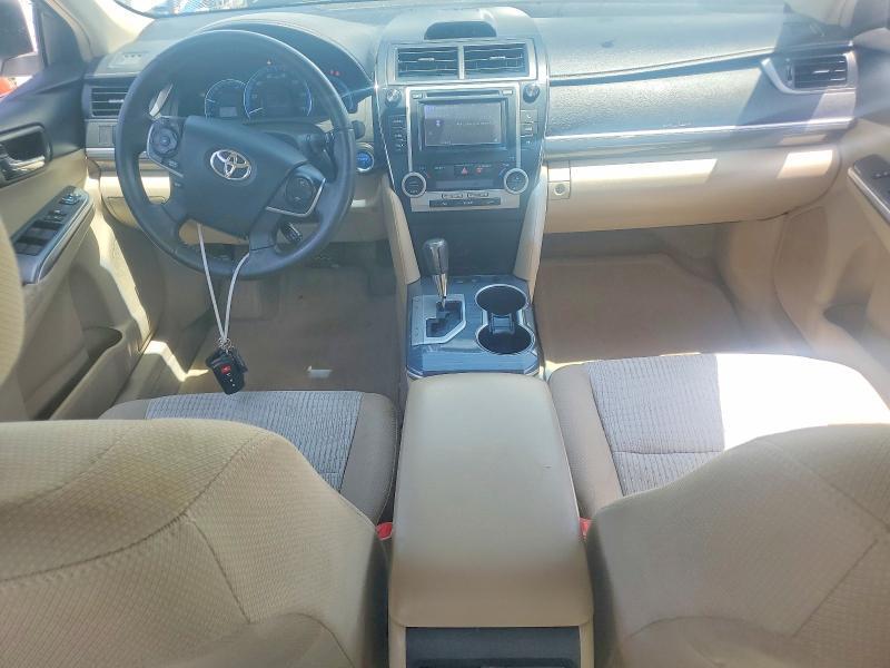 2012 TOYOTA CAMRY HYBRID XLE — Фото 8 из 12