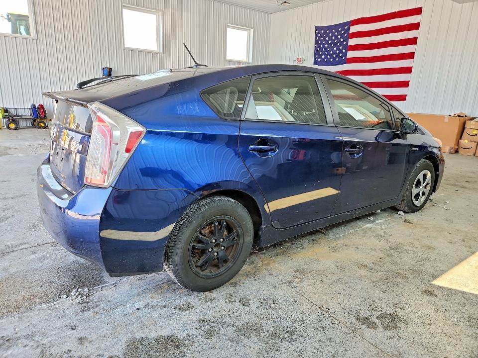2012 TOYOTA PRIUS THREE — Фото 3 из 12