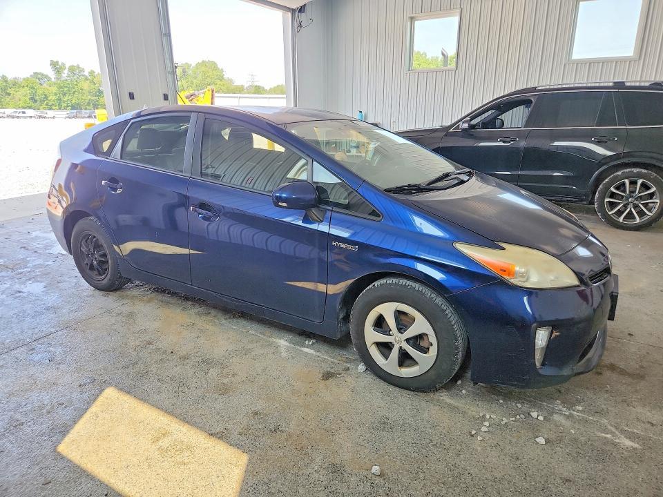 2012 TOYOTA PRIUS THREE — Фото 4 из 12