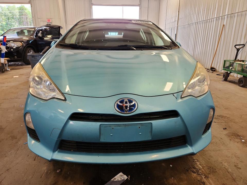 JTDKDTB36C1019575 2012 TOYOTA PRIUS C photo no. 5
