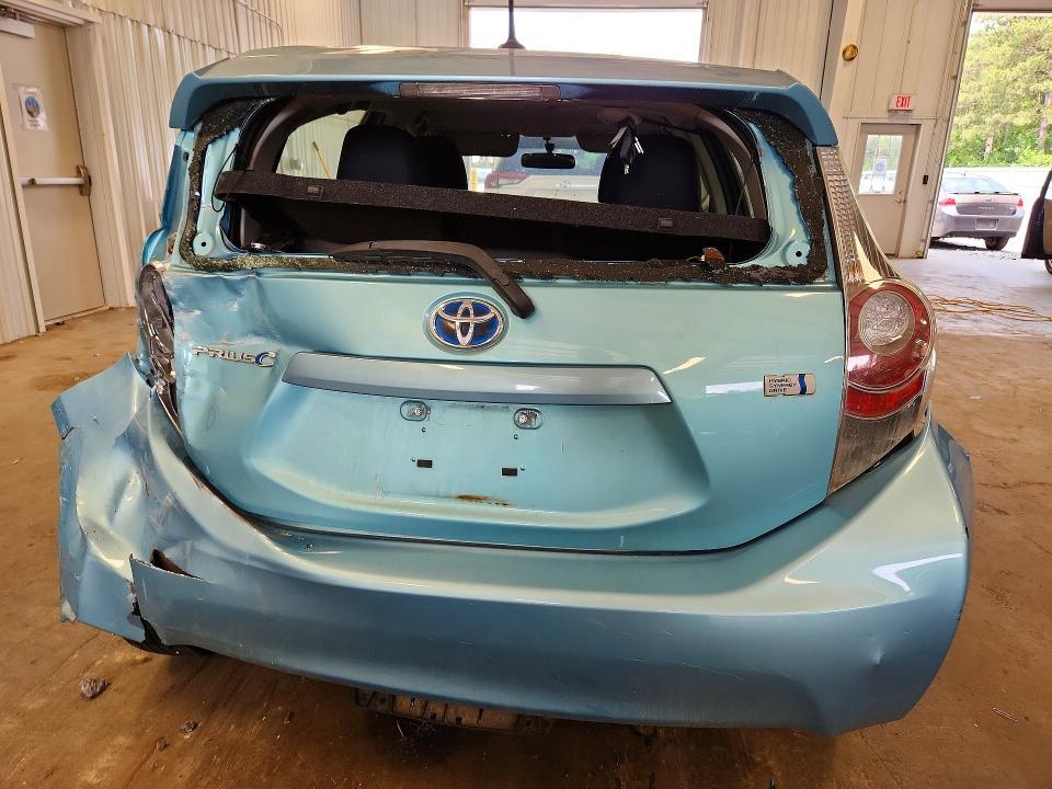 JTDKDTB36C1019575 2012 TOYOTA PRIUS C photo no. 6