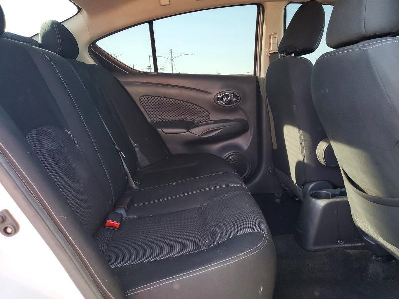 2019 NISSAN VERSA SV — Фото 10 из 12