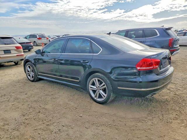 2012 VOLKSWAGEN PASSAT SE — Фото 2 из 12