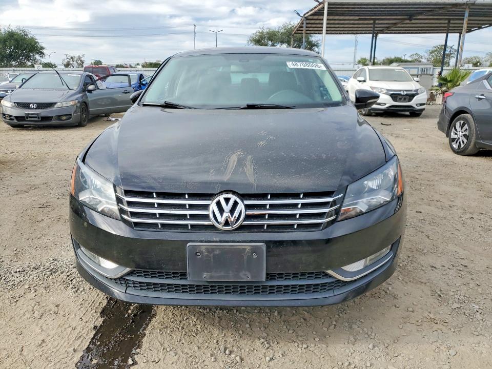 2012 VOLKSWAGEN PASSAT SE — Фото 5 из 12