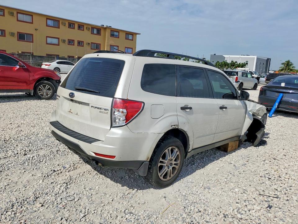 2011 SUBARU FORESTER 2.5X — Фото 3 из 13