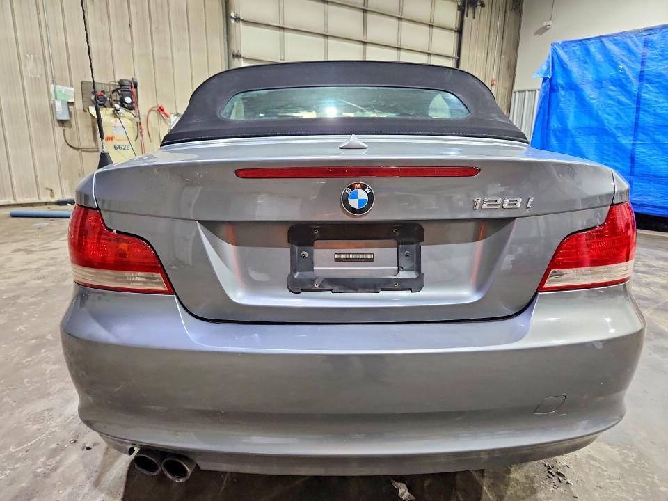 2011 BMW 128 I — Фото 6 из 12