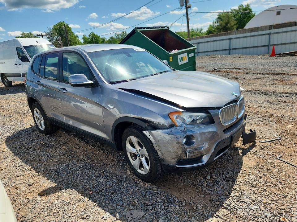 5UXWX5C5XBL712364 2011 BMW X3 photo no. 4