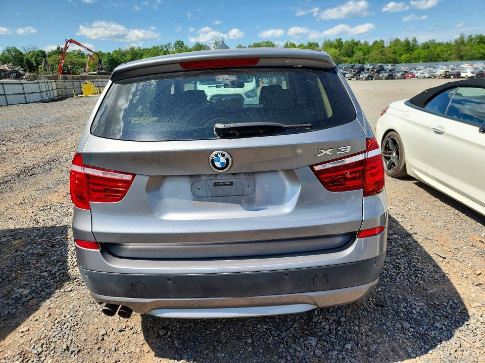 5UXWX5C5XBL712364 2011 BMW X3 photo no. 6