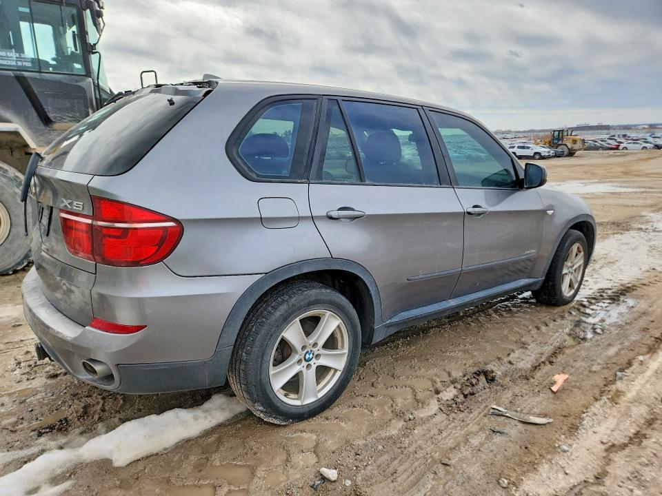 2011 BMW X5 XDRIVE35D — Фото 3 из 13