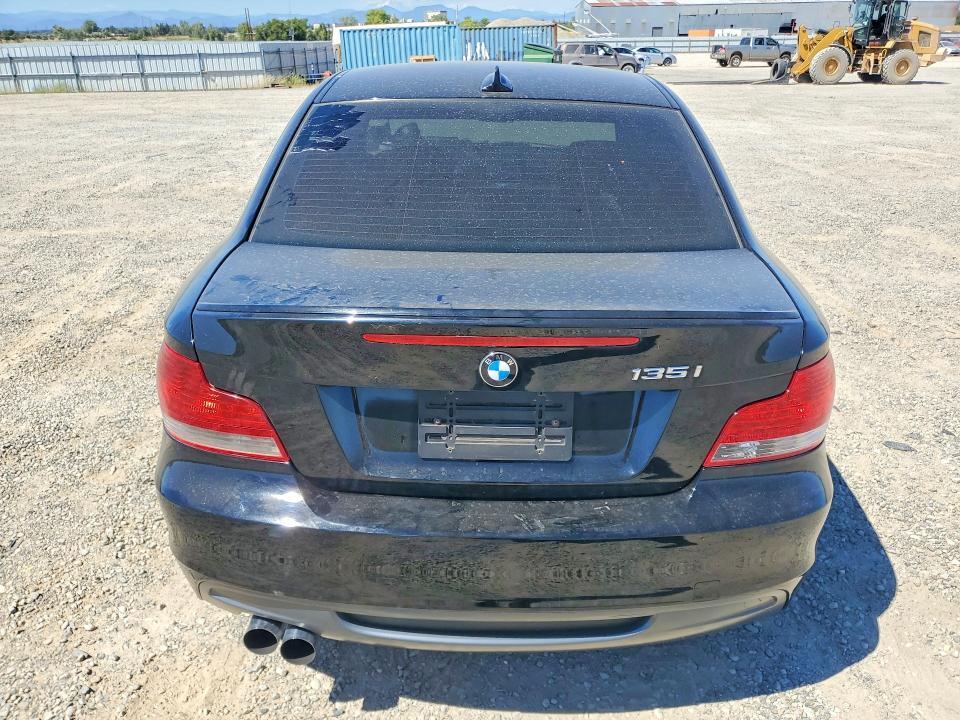WBAUC9C53BVM10704 2011 BMW 135 photo no. 6