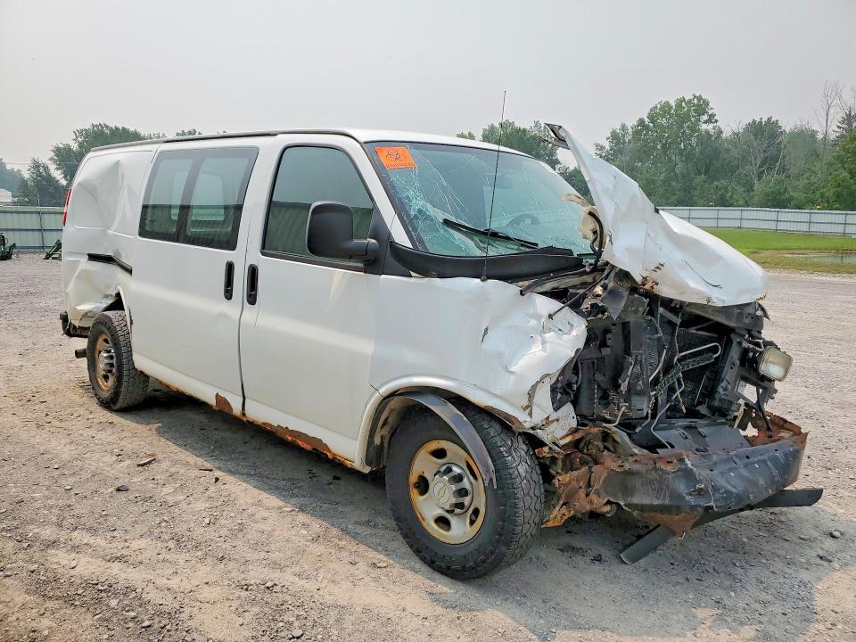 2011 CHEVROLET EXPRESS G2500 — Фото 4 из 13