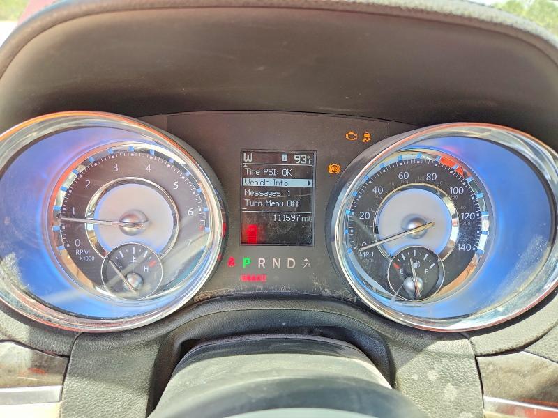 2011 CHRYSLER 300 LIMITED — Фото 9 из 12