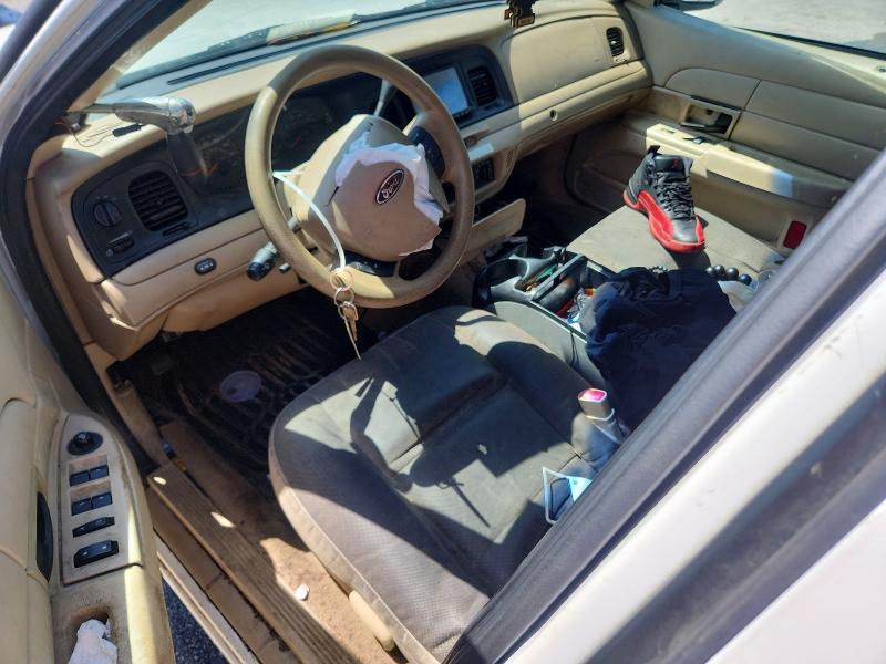 2011 FORD CROWN VICTORIA — Фото 8 из 12