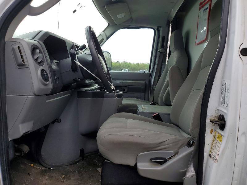 2011 FORD E350 BOX TRUCK — Фото 7 из 13