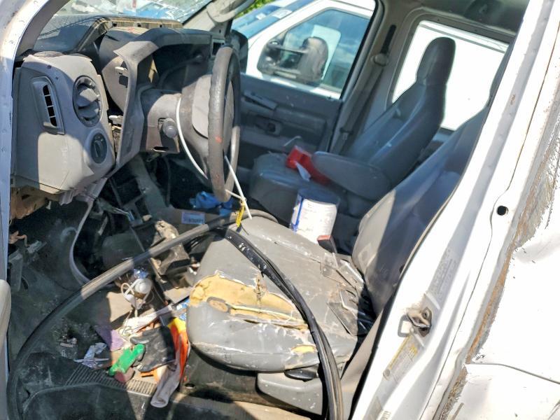 2011 FORD ECONOLINE E150 VAN — Фото 7 из 13