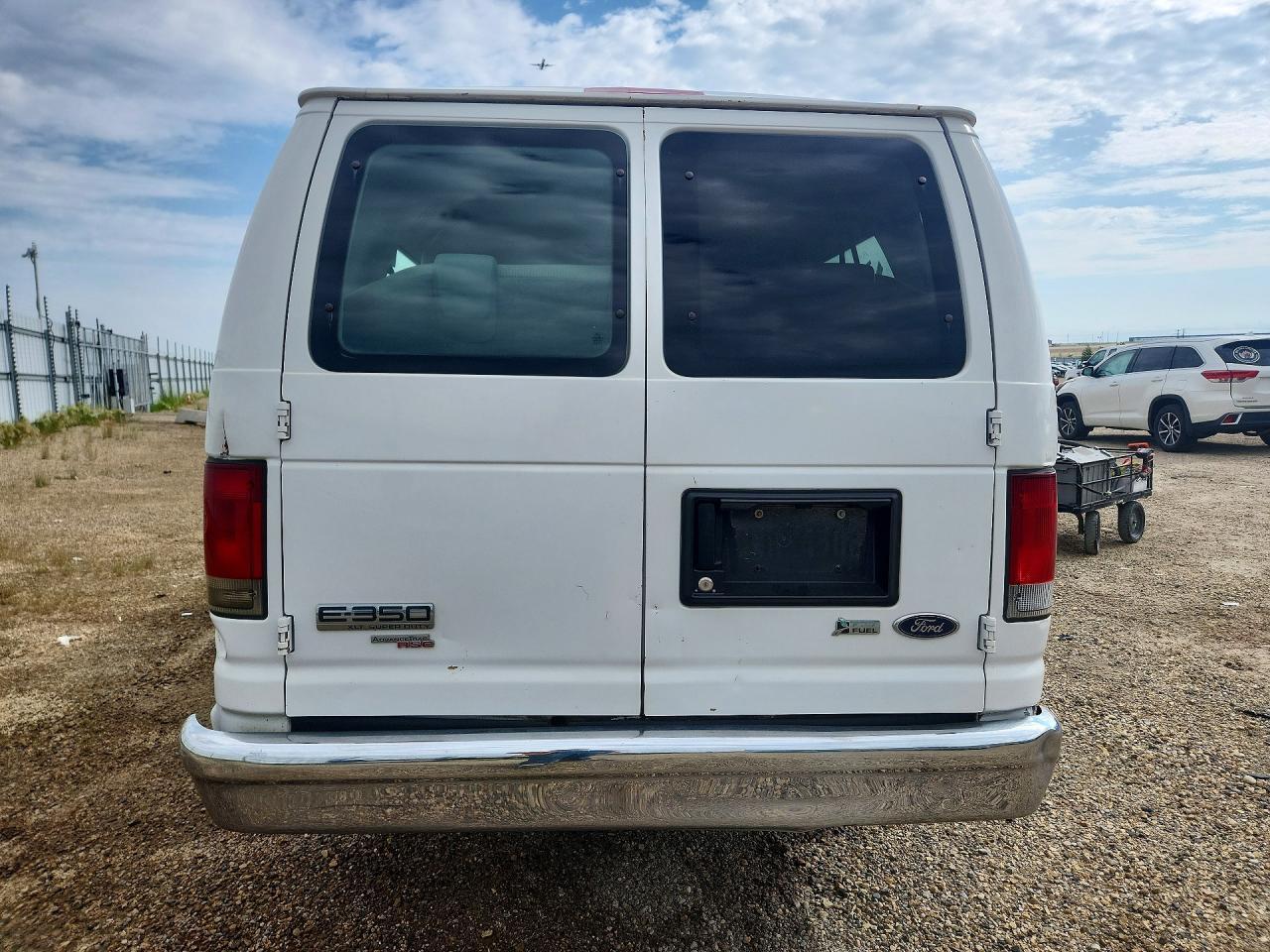 1FBSS3BL0BDB06444 2011 FORD ECONOLINE photo no. 6