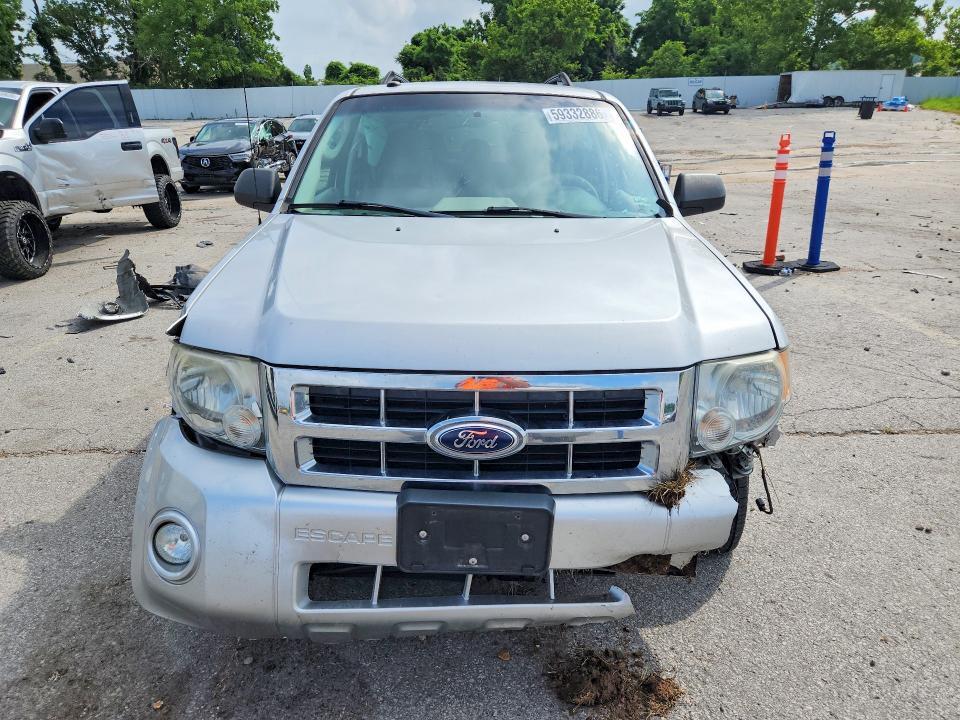2011 FORD ESCAPE XLT — Фото 5 из 13