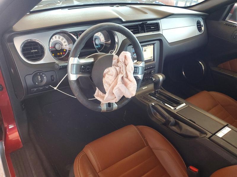 2011 FORD MUSTANG GT — Фото 8 из 13