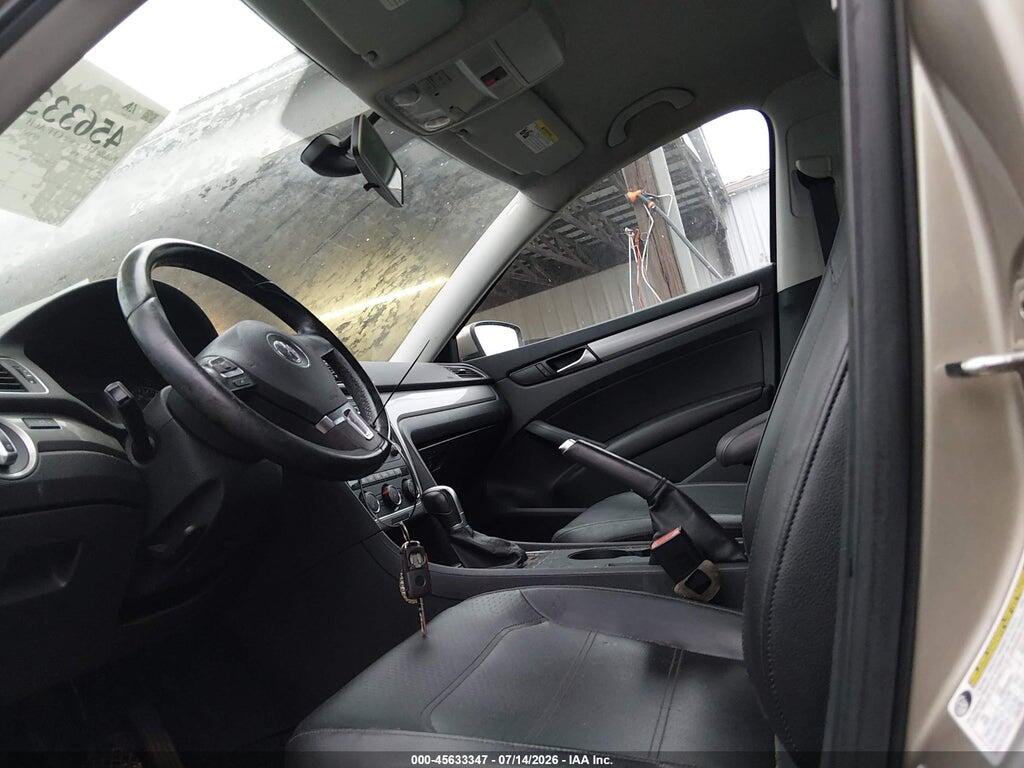 1VWAT7A34FC064768 2015 VOLKSWAGEN PASSAT photo no. 5