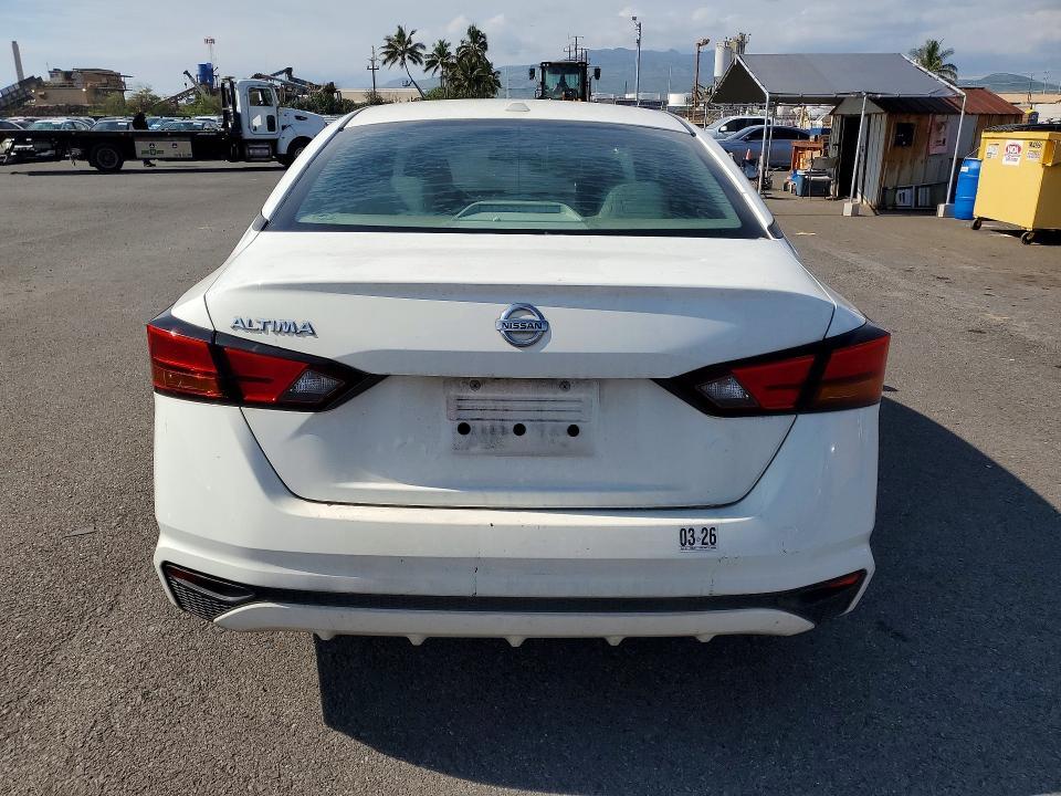 2019 NISSAN ALTIMA S — Фото 6 из 13