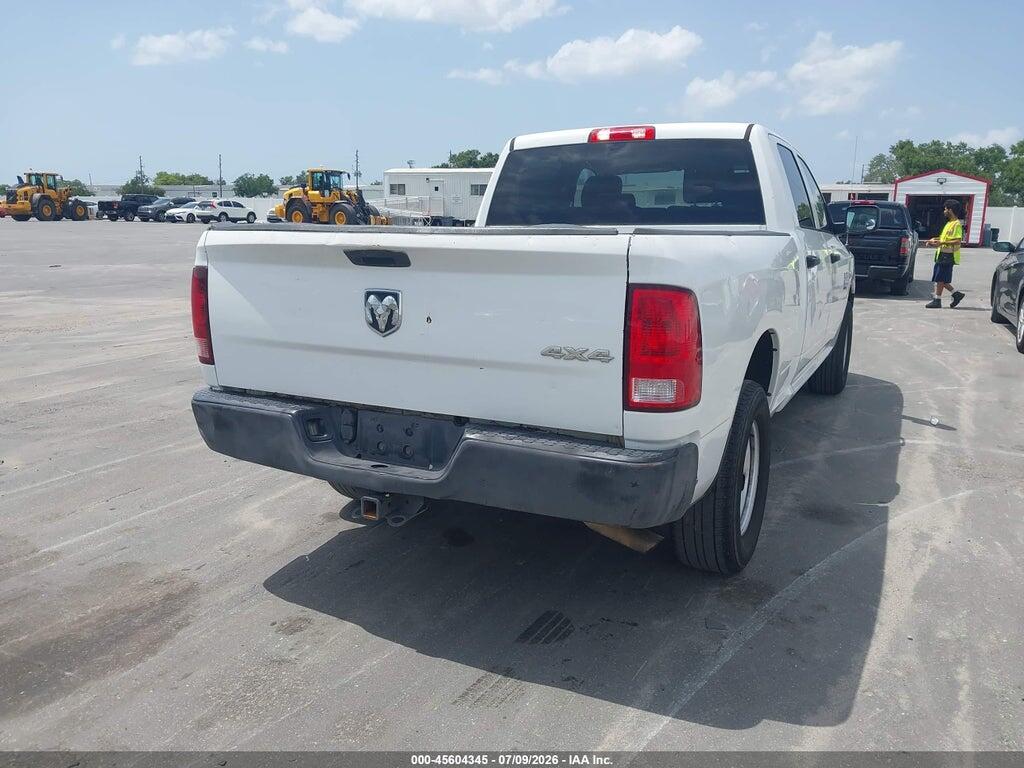 1C6RR7ST0KS659417 2019 RAM 1500 CLASSIC photo no. 4
