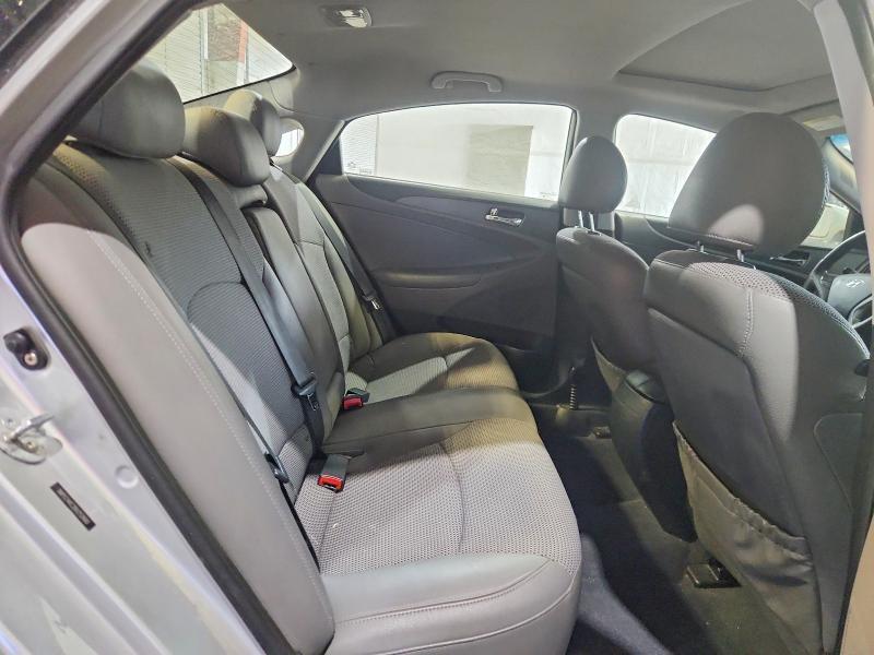 5NPEC4AC2BH252660 2011 HYUNDAI SONATA photo no. 10