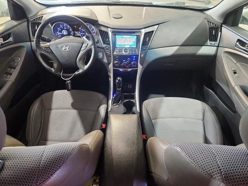 5NPEC4AC2BH252660 2011 HYUNDAI SONATA photo no. 8