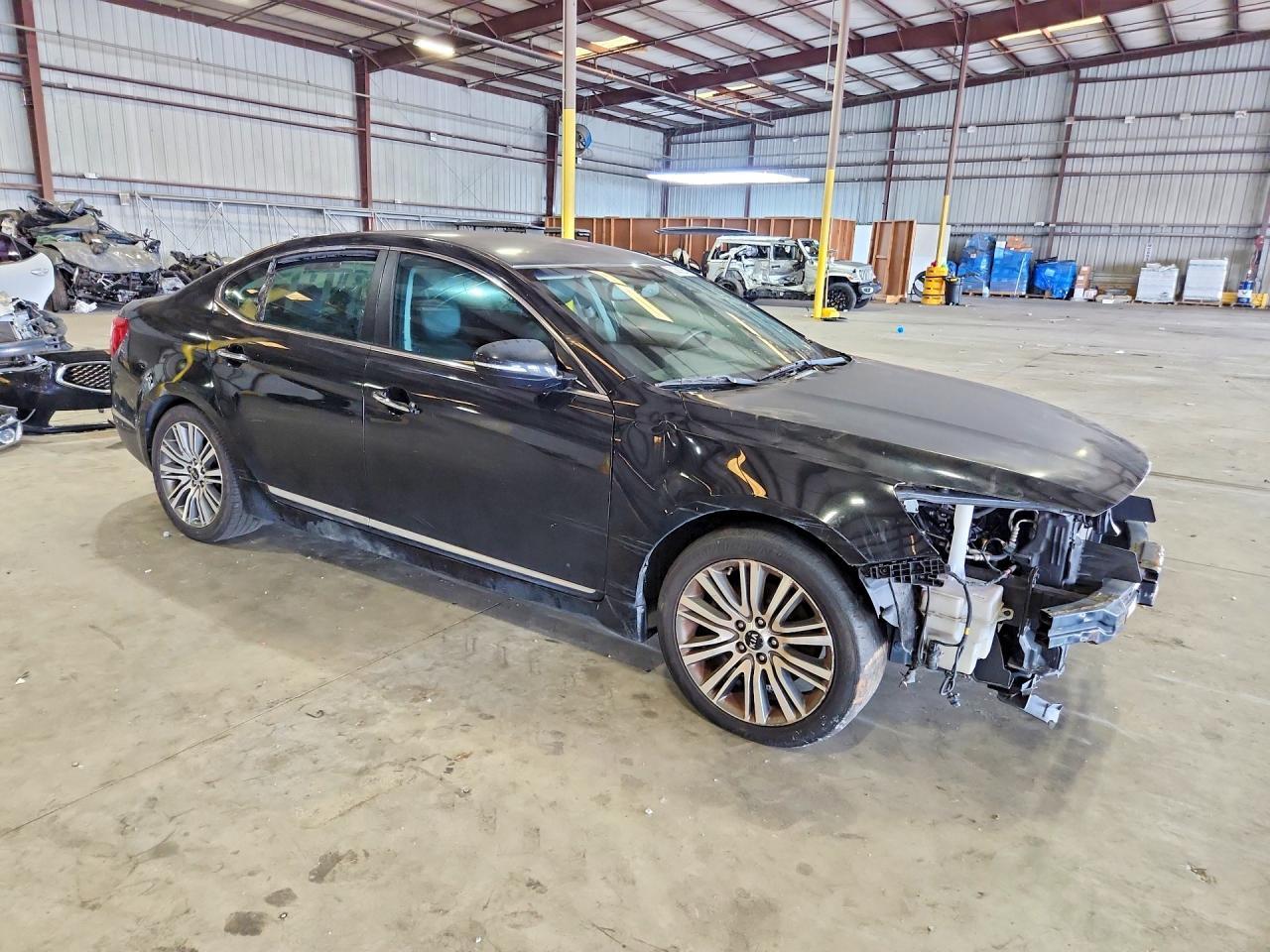 2016 KIA CADENZA LUXURY — Фото 4 из 13