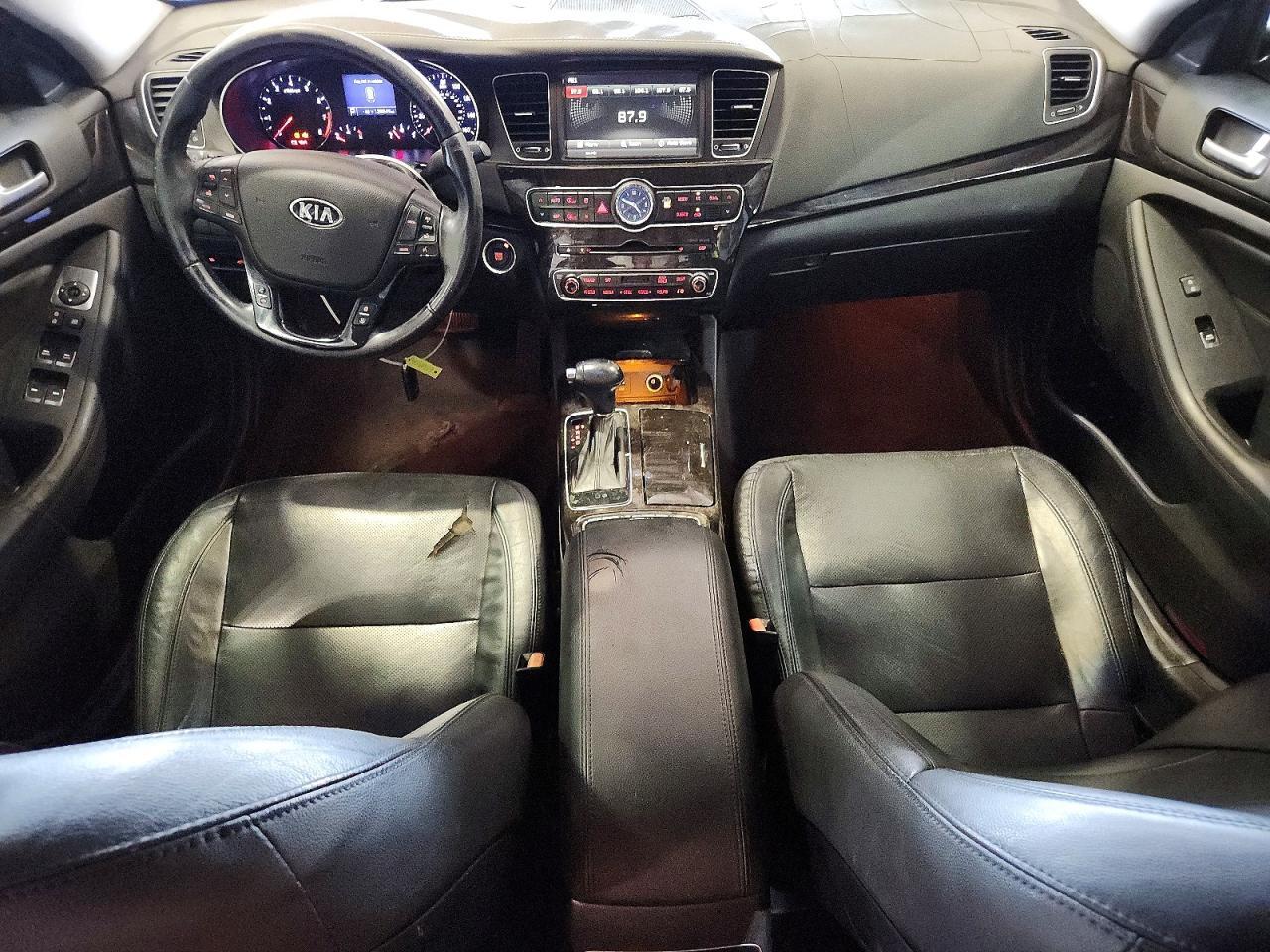 2016 KIA CADENZA LUXURY — Фото 8 из 13