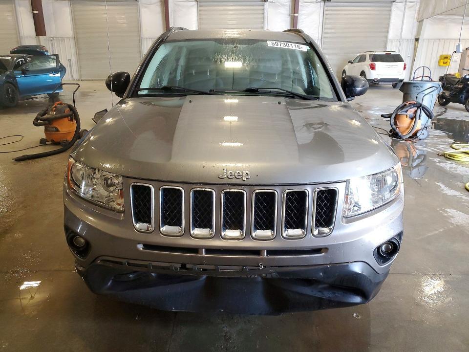 1J4NF1FBXBD240164 2011 JEEP COMPASS photo no. 5