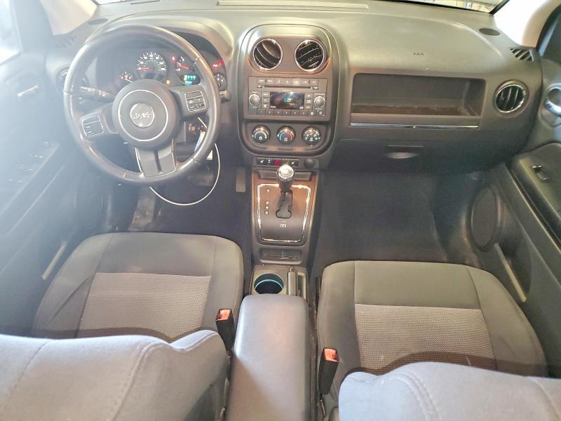 1J4NF1FBXBD240164 2011 JEEP COMPASS photo no. 8