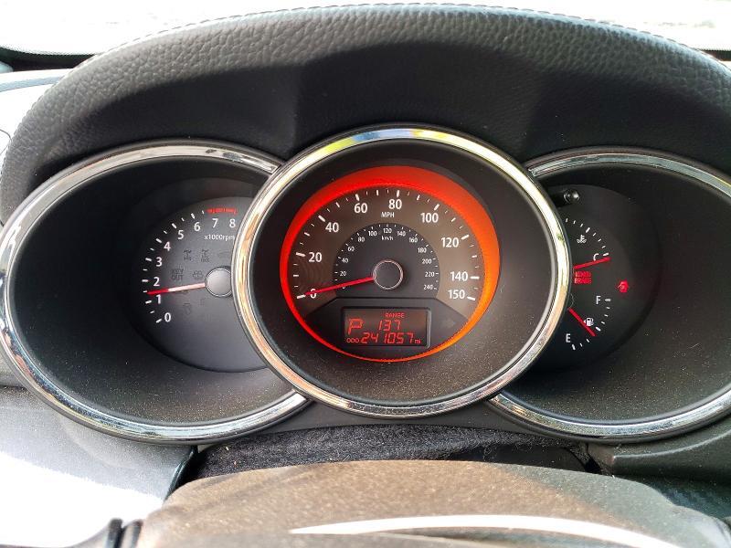 2011 KIA SORENTO SX — Фото 9 из 13