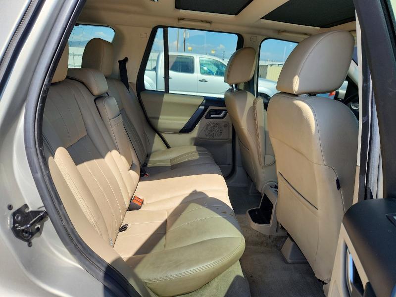 2011 LAND ROVER LR2 HSE — Фото 11 из 13