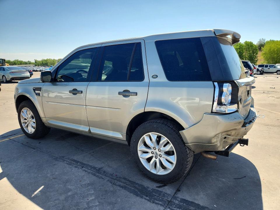2011 LAND ROVER LR2 HSE — Фото 2 из 13