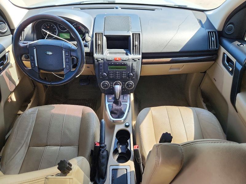 2011 LAND ROVER LR2 HSE — Фото 8 из 13