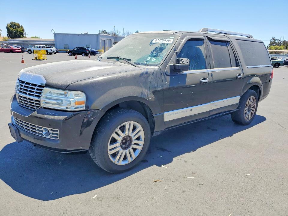 5LMJJ3J57BEJ00432 2011 LINCOLN NAVIGATOR photo no. 1