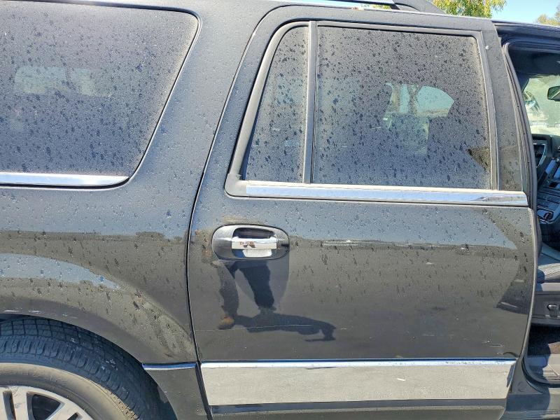 5LMJJ3J57BEJ00432 2011 LINCOLN NAVIGATOR photo no. 11